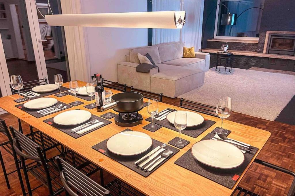 -The Urbanist- Mountainview Parking Garden 3Bd Villa Unterseen Eksteriør bilde